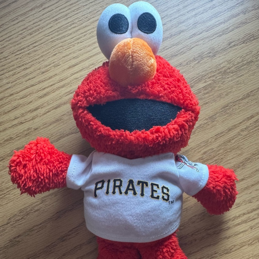 NEW Elmo Plush stuffed animal toy with Pittsburgh Pirates jersey